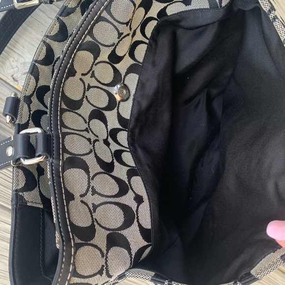 Coach Purse - Picture 5 of 5